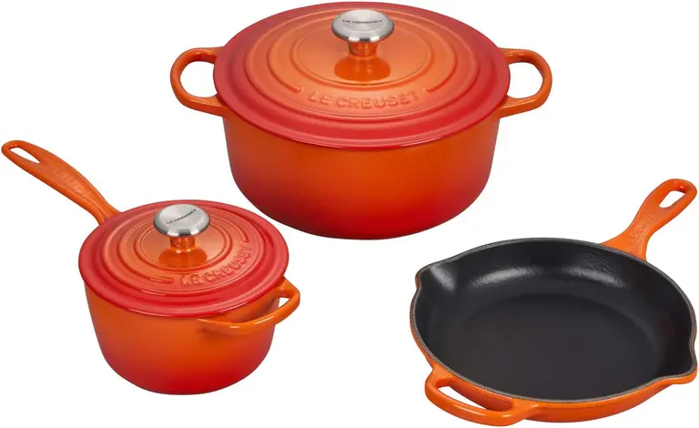 Le Creuset Signature Flame Enameled Cast Iron 5 Piece Cookware Set with Stainless Steel Knobs