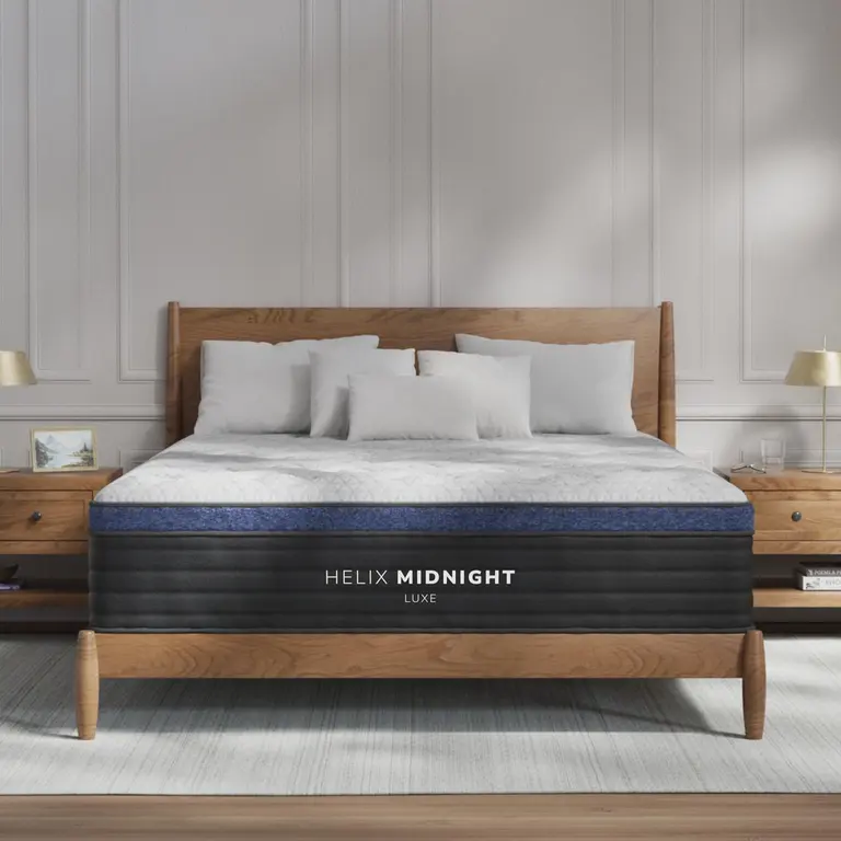 Helix Midnight Luxe Mattress, Queen